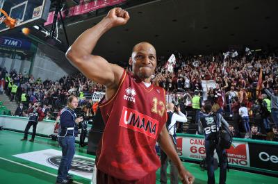 TREVISO 08 01 2012 LBA, CAMPIONATO 2011-2012 BENETTON TREVISO BASKET - UMANA REYER VENEZIA