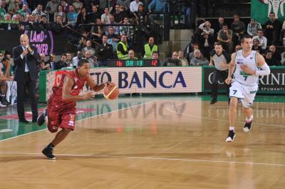 TREVISO 08 01 2012 LBA, CAMPIONATO 2011-2012 BENETTON TREVISO BASKET - UMANA REYER VENEZIA