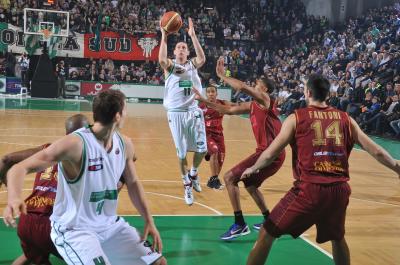 TREVISO 08 01 2012 LBA, CAMPIONATO 2011-2012 BENETTON TREVISO BASKET - UMANA REYER VENEZIA