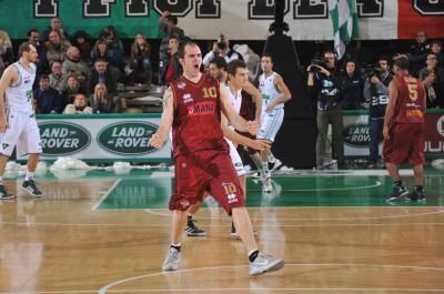 TREVISO 08 01 2012 LBA, CAMPIONATO 2011-2012 BENETTON TREVISO BASKET - UMANA REYER VENEZIA