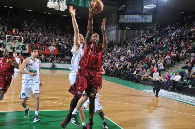 TREVISO 08 01 2012 LBA, CAMPIONATO 2011-2012 BENETTON TREVISO BASKET - UMANA REYER VENEZIA