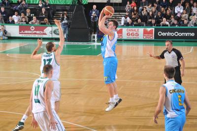 TREVISO 14 01 2012 LBA, CAMPIONATO 2011-2012 BENETTON TREVISO BASKET - CREMONA