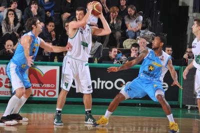 TREVISO 14 01 2012 LBA, CAMPIONATO 2011-2012 BENETTON TREVISO BASKET - CREMONA