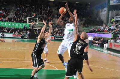 TREVISO 21 01 2012 LBA, CAMPIONATO 2011-2012 BENETTON TREVISO BASKET - CASERTA