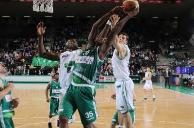 TREVISO 04 02 2012 LBA, CAMPIONATO 2011-2012 BENETTON TREVISO BASKET - AIR AVELLINO