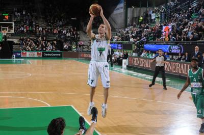 TREVISO 04 02 2012 LBA, CAMPIONATO 2011-2012 BENETTON TREVISO BASKET - AIR AVELLINO