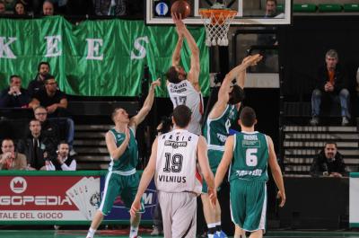 TREVISO 28 02 2012 EUROCUP  2011-2012 BENETTON BASKET - LIETUVOS