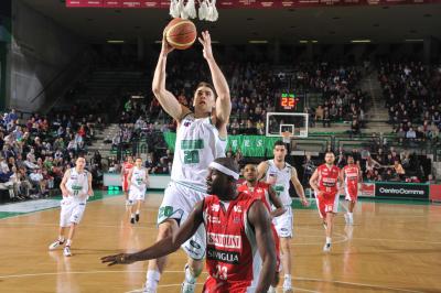 TREVISO 07 03 2012 LBA, CAMPIONATO 2011-2012 BENETTON TREVISO BASKET - PESARO