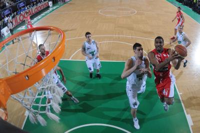 TREVISO 07 03 2012 LBA, CAMPIONATO 2011-2012 BENETTON TREVISO BASKET - PESARO