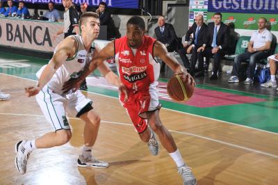 TREVISO 07 03 2012 LBA, CAMPIONATO 2011-2012 BENETTON TREVISO BASKET - PESARO