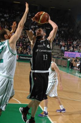 TREVISO 15 04 2012 LBA, CAMPIONATO 2011-2012 BENETTON TREVISO BASKET - VIRTUS BOLOGNA
