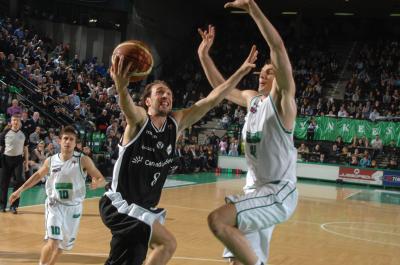 TREVISO 15 04 2012 LBA, CAMPIONATO 2011-2012 BENETTON TREVISO BASKET - VIRTUS BOLOGNA