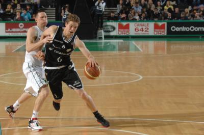 TREVISO 15 04 2012 LBA, CAMPIONATO 2011-2012 BENETTON TREVISO BASKET - VIRTUS BOLOGNA