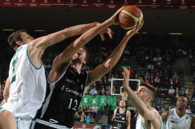 TREVISO 15 04 2012 LBA, CAMPIONATO 2011-2012 BENETTON TREVISO BASKET - VIRTUS BOLOGNA
