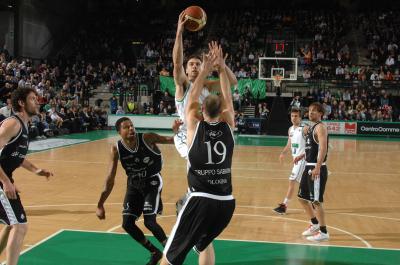 TREVISO 15 04 2012 LBA, CAMPIONATO 2011-2012 BENETTON TREVISO BASKET - VIRTUS BOLOGNA