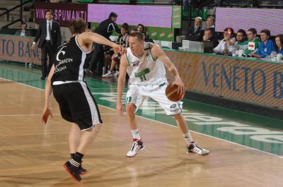 TREVISO 15 04 2012 LBA, CAMPIONATO 2011-2012 BENETTON TREVISO BASKET - VIRTUS BOLOGNA
