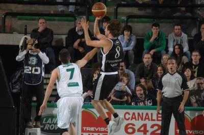 TREVISO 15 04 2012 LBA, CAMPIONATO 2011-2012 BENETTON TREVISO BASKET - VIRTUS BOLOGNA