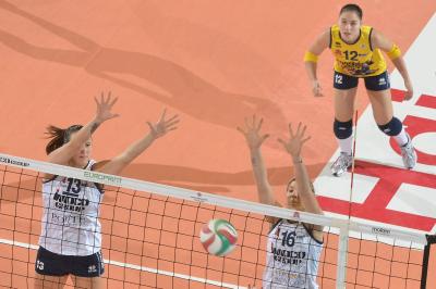 TREVISO 22 12 2012 LEGAVOLLEY FEMMINILE, CAMPIONATO 2011-2012 PROSECCO DOC IMOCO - YAMAMAI