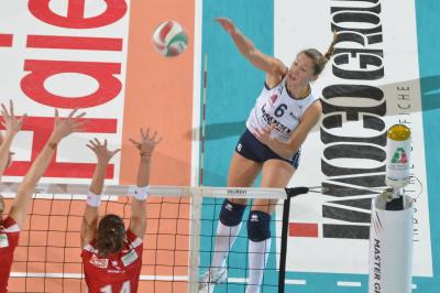 TREVISO 22 12 2012 LEGAVOLLEY FEMMINILE, CAMPIONATO 2011-2012 PROSECCO DOC IMOCO - YAMAMAI