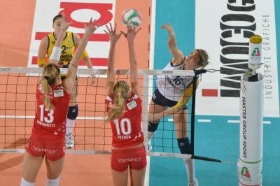TREVISO 22 12 2012 LEGAVOLLEY FEMMINILE, CAMPIONATO 2011-2012 PROSECCO DOC IMOCO - YAMAMAI