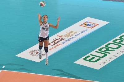 TREVISO 22 12 2012 LEGAVOLLEY FEMMINILE, CAMPIONATO 2011-2012 PROSECCO DOC IMOCO - YAMAMAI