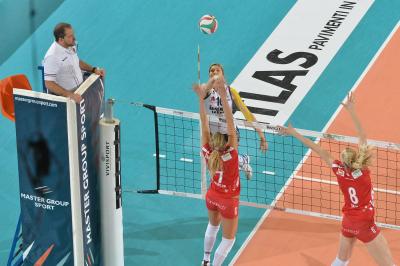 TREVISO 22 12 2012 LEGAVOLLEY FEMMINILE, CAMPIONATO 2011-2012 PROSECCO DOC IMOCO - YAMAMAI