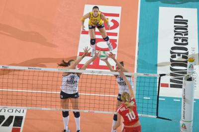 TREVISO 22 12 2012 LEGAVOLLEY FEMMINILE, CAMPIONATO 2011-2012 PROSECCO DOC IMOCO - YAMAMAI