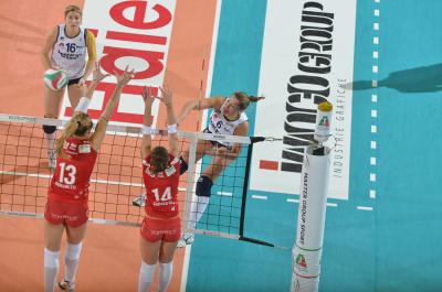 TREVISO 22 12 2012 LEGAVOLLEY FEMMINILE, CAMPIONATO 2011-2012 PROSECCO DOC IMOCO - YAMAMAI