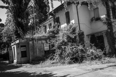 GRANZETTE 05 07 2013 ARCHEOLOGIA INDUSTRIALE - MANICOMIO PSCHIATRICO