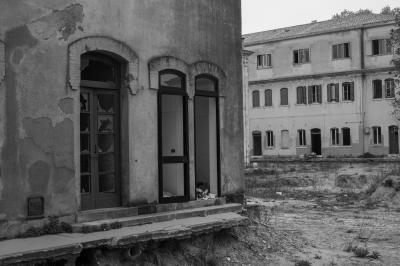 LIDO DI VENEZIA 03 04 2014 ARCHEOLOGIA INDUSTRIALE - OSPEDALE AL MARE