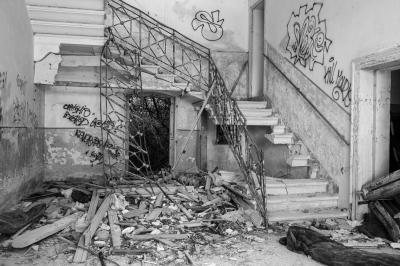 ISOLA DI POVEGLIA 15 04 2014 ARCHEOLOGIA INDUSTRIALE - OSPEDALE AL MARE