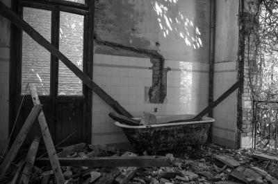 ISOLA DI POVEGLIA 15 04 2014 ARCHEOLOGIA INDUSTRIALE - OSPEDALE AL MARE