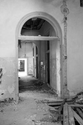 ISOLA DI POVEGLIA 15 04 2014 ARCHEOLOGIA INDUSTRIALE - OSPEDALE AL MARE