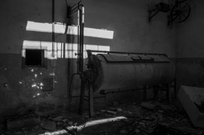 ISOLA DI POVEGLIA 15 04 2014 ARCHEOLOGIA INDUSTRIALE - OSPEDALE AL MARE