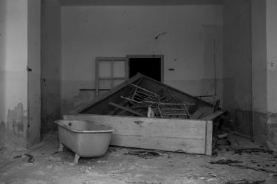 ISOLA DI POVEGLIA 15 04 2014 ARCHEOLOGIA INDUSTRIALE - OSPEDALE AL MARE