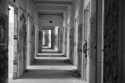 CAGLIARI 27 07 2014 ARCHEOLOGIA INDUSTRIALE - OSPEDALE MARINO