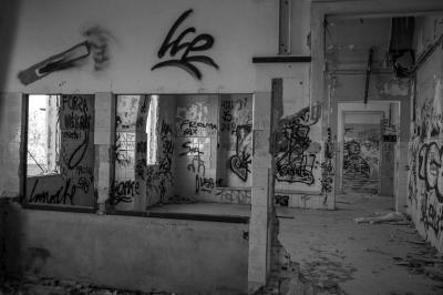 CAGLIARI 27 07 2014 ARCHEOLOGIA INDUSTRIALE - OSPEDALE MARINO