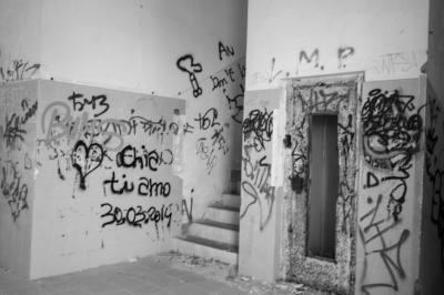 CAGLIARI 27 07 2014 ARCHEOLOGIA INDUSTRIALE - OSPEDALE MARINO