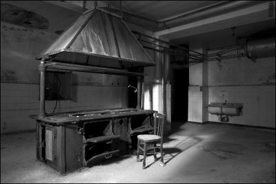 CAMPONOGARA 23 11 2014 ARCHEOLOGIA INDUSTRIALE - PRIMA SCELTA LIBRO L UOMO CHE RACCOGLIEVA LE ALGHE