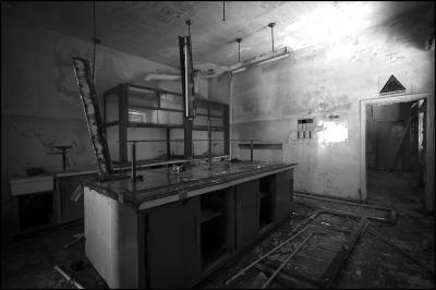 CAMPONOGARA 23 11 2014 ARCHEOLOGIA INDUSTRIALE - PRIMA SCELTA LIBRO L UOMO CHE RACCOGLIEVA LE ALGHE