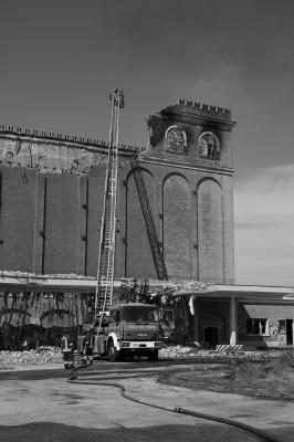 TREVISO 08 04 2015 ARCHEOLOGIA INDUSTRIALE - INCENDIO CHIARI E FORTI