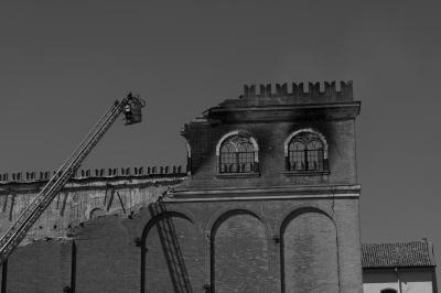 TREVISO 08 04 2015 ARCHEOLOGIA INDUSTRIALE - INCENDIO CHIARI E FORTI