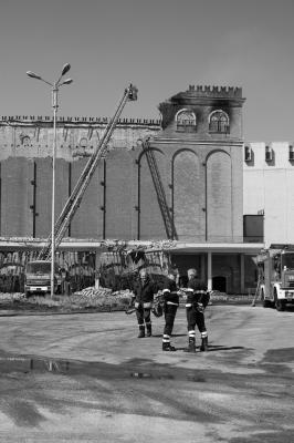 TREVISO 08 04 2015 ARCHEOLOGIA INDUSTRIALE - INCENDIO CHIARI E FORTI