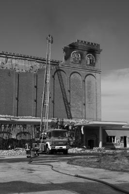 TREVISO 08 04 2015 ARCHEOLOGIA INDUSTRIALE - INCENDIO CHIARI E FORTI