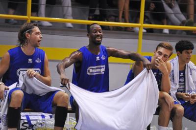 TREVISO 10 09 2017 LNP PRECAMPIONATO 2017-2018 NUTRIBULLET TREVISO BASKET - TRIESTE