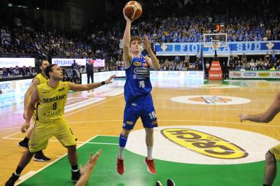 TREVISO 08 10 2017 LNP CAMPIONATO 2017-2018 NUTRIBULLET TREVISO BASKET - BERGAMO