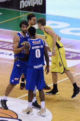 TREVISO 08 10 2017 LNP CAMPIONATO 2017-2018 NUTRIBULLET TREVISO BASKET - BERGAMO