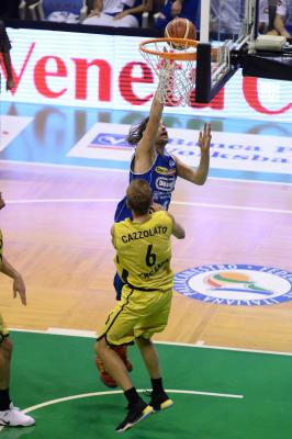 TREVISO 08 10 2017 LNP CAMPIONATO 2017-2018 NUTRIBULLET TREVISO BASKET - BERGAMO
