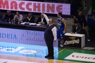 TREVISO 08 10 2017 LNP CAMPIONATO 2017-2018 NUTRIBULLET TREVISO BASKET - BERGAMO