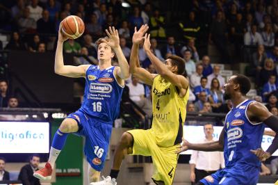 TREVISO 08 10 2017 LNP CAMPIONATO 2017-2018 NUTRIBULLET TREVISO BASKET - BERGAMO